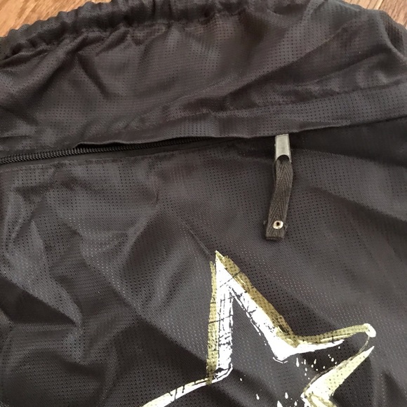 Great condition garage nylon bag - Picture 3 of 6